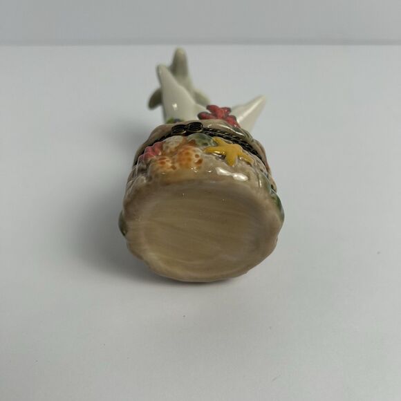 Vintage Y2K 3 Dolphins Trinket Box On Coral 4.25”x2” - Picture 4 of 4